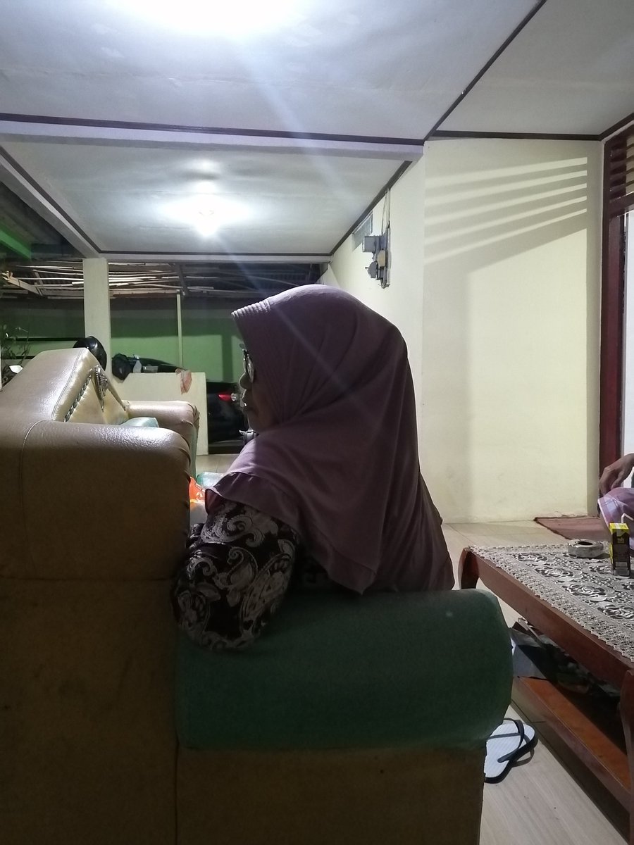 "Jangan ambil haknya orang. Layani baik-baik."

SIAP!