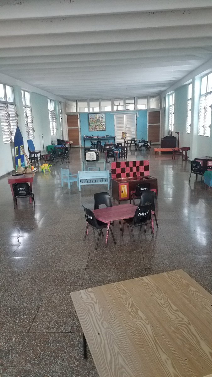 ci_placetas's tweet photo. Los salones, listos para comenzar el día, cumpliendo con las medidas higiénicas sanitarias. #CubaMined #DPEVillaClara #Educacion #DMEPlacetas #PrimeraInfancia @dme_Placetas @elsa_ena @BaltarLisvier @IsabelR75874223 @LienMons https://t.co/kODjtwvYa5