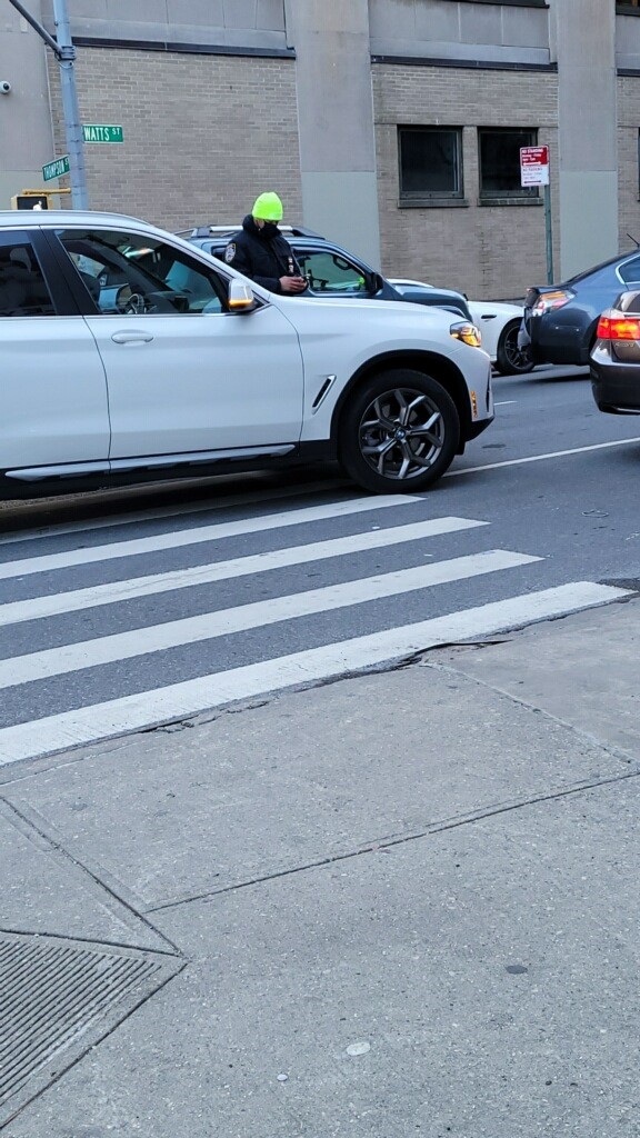 NYPDTransport's tweet photo. Blocking the intersection or crosswalk causes congestion for fellow motorists, and can create adverse conditions for pedestrians and cyclists. #DontBlocktheBox https://t.co/1KGcI5ebnH
