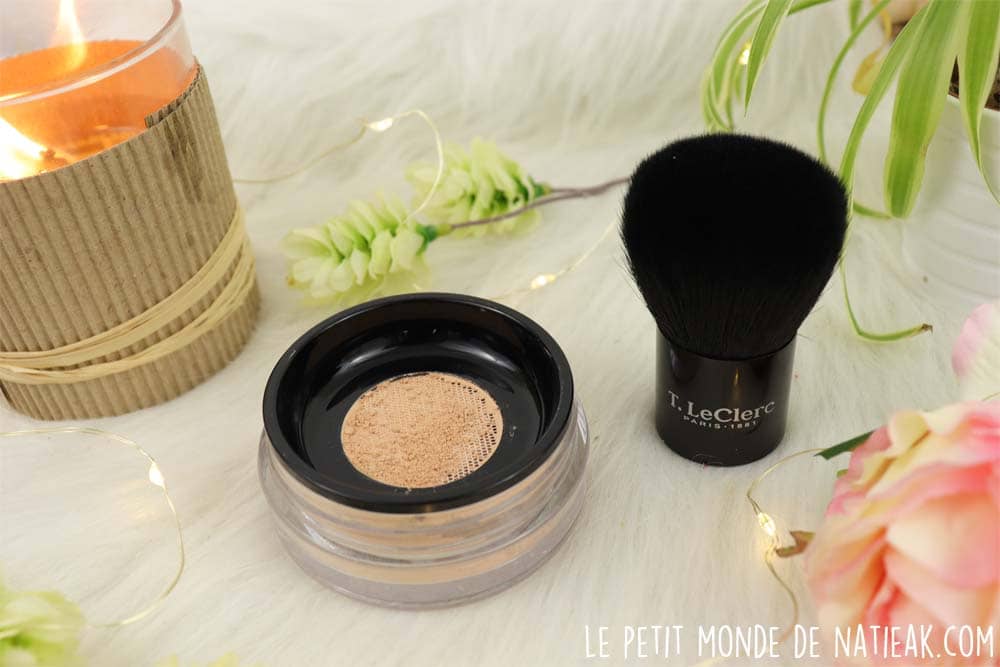 natieak's tweet photo. Retour sur le pinceau Kabuki et la mythique poudre libre de T. Leclerc ⭐️➡️https://t.co/O4xpAgkKeX ⭐️#tleclerc #maquillage #tleclercmakeup #tleclercparis #makeup #beauty #beauté #tleclercparis https://t.co/WFEkRfqsjG