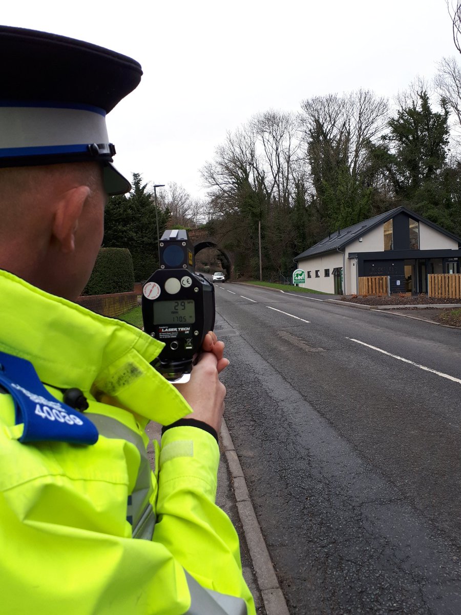 LedburyCops's tweet photo. Speed checks carried out on #Hereford Road #Ledbury this lunchtime. Results will be fed back to town council #SlowDown #CommunityConcern #RoadSafety https://t.co/o8RkXSZ5yo