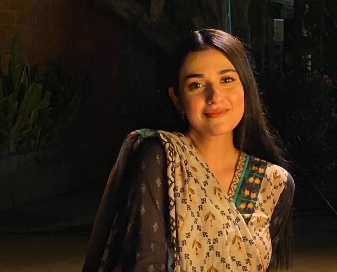 تیری صورت سے ہے عالم میں بہاروں کو ثبات...!
تیری آنکھوں کے سوا دنیا میں رکھا کیا ہے....❤️👀🔥

<a href="/ISI_14065/">🇲 🅰 🆁 🅺 🅷 🅾 🇷 ⚔️</a>