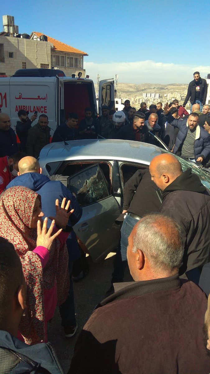 m7mdkurd's tweet photo. The Occupation Forces snuck into Nablus in a Palestinian bus and assassinated 3 Palestinian men in broad daylight. This is where the apartheid analysis falls short: the colonial Zionist project in Palestine has always been about eliminating the natives and their resistance. https://t.co/6Ci6oifPSR