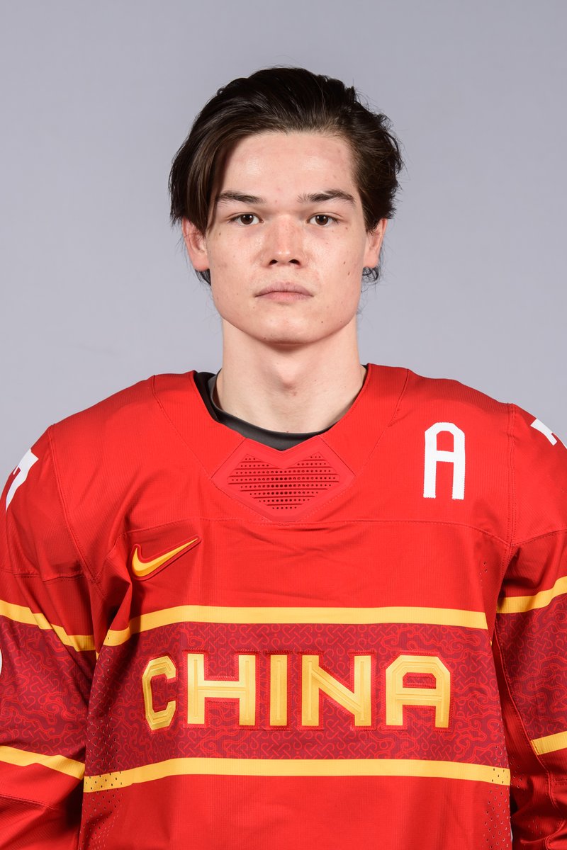 shadragons's tweet photo. #TeamChina name Ye Jinguang (Brandon Yip) as team captain. Fu Jiang (Spencer Foo) and Zheng Enlai (Ty Schultz) named as alternate captains for the team

#Beijing2022 #IceHockey #Olympics @IIHFHockey https://t.co/XKkZtLvjzt