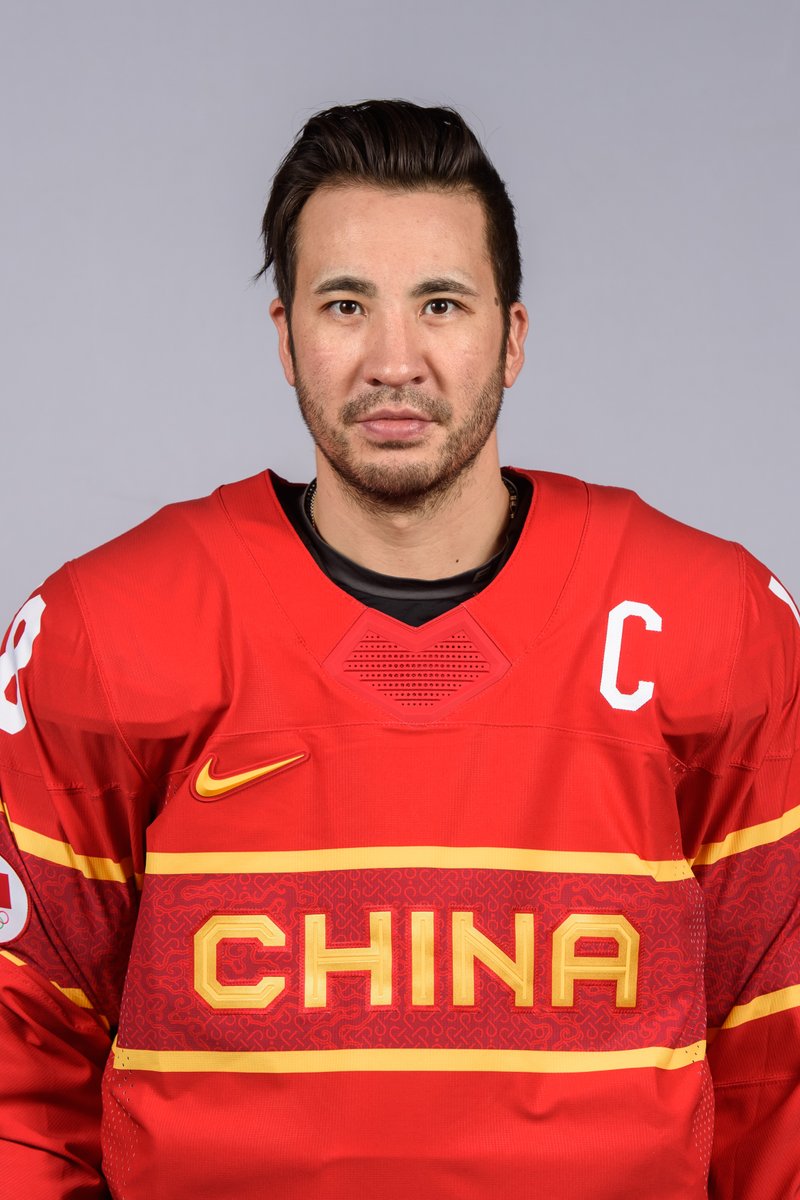 shadragons's tweet photo. #TeamChina name Ye Jinguang (Brandon Yip) as team captain. Fu Jiang (Spencer Foo) and Zheng Enlai (Ty Schultz) named as alternate captains for the team

#Beijing2022 #IceHockey #Olympics @IIHFHockey https://t.co/XKkZtLvjzt