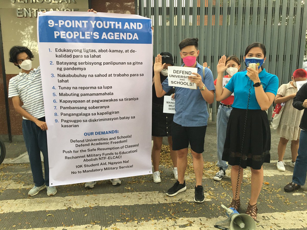 CEGPhils's tweet photo. ICYMI: Nagkasa kanina ng panunumpa sa 9-Point Youth and People's Agenda ang Kabataan Party-list sa harap ng Commission on Higher Education (CHED) bilang parte ng pagbubukas ng kanilang kampanya.

#95KABATAAN
#LabanKabataan https://t.co/KSuJiKUanZ