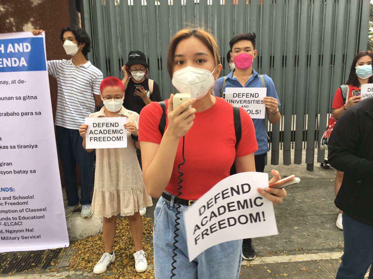 CEGPhils's tweet photo. ICYMI: Nagkasa kanina ng panunumpa sa 9-Point Youth and People's Agenda ang Kabataan Party-list sa harap ng Commission on Higher Education (CHED) bilang parte ng pagbubukas ng kanilang kampanya.

#95KABATAAN
#LabanKabataan https://t.co/KSuJiKUanZ