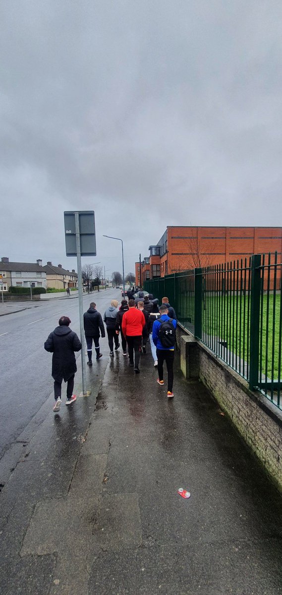 @PearseCollege @zedbandit @Correy_10 @ancoraemparo @sullo11 @michaelcarruth2 @MagicMindsPod @soccerpearsenew @TriciaOKeeffe @suzanneyarker @Carcher_PD @CityofDublinETB Rainy weather of a Tuesday morning didnt stop our students complete the walk and talk session Well done to everyone who took part 👏