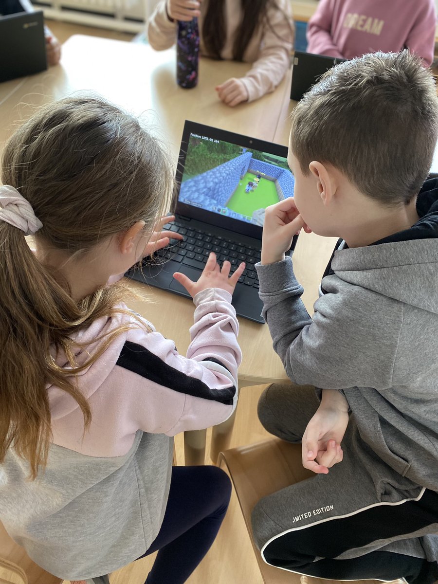 RinglandPrimary's tweet photo. As part of #SaferInternetDay @UK_SIC #DosbarthMaple used a fantastic resource within @HwbNews &amp; Minecraft to explore what it means to be a good #DigitalCitizenOfWales 🔎 We looked at staying safe online, communicating with consideration and looking after our wellbeing! 🧠 ❤️ https://t.co/lAt2QlZBBb