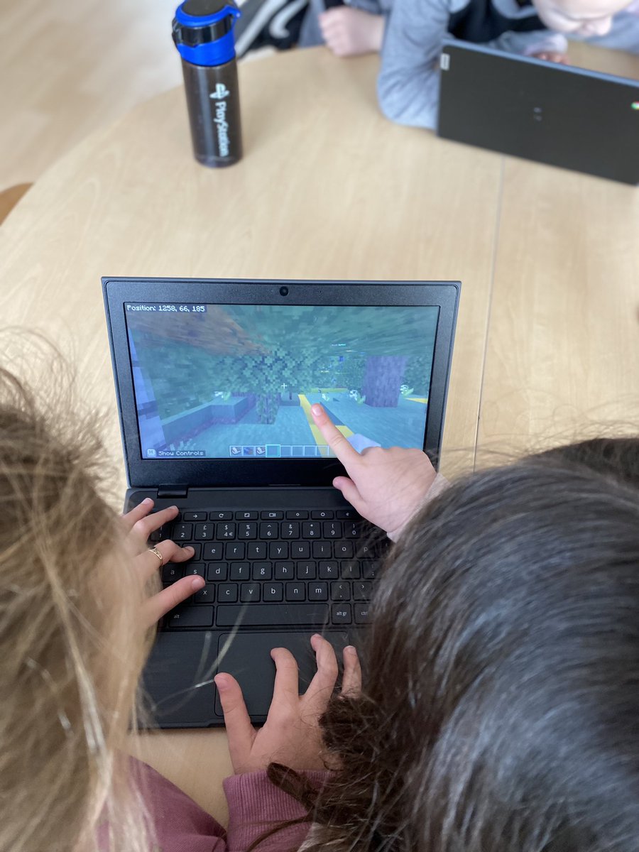 RinglandPrimary's tweet photo. As part of #SaferInternetDay @UK_SIC #DosbarthMaple used a fantastic resource within @HwbNews &amp; Minecraft to explore what it means to be a good #DigitalCitizenOfWales 🔎 We looked at staying safe online, communicating with consideration and looking after our wellbeing! 🧠 ❤️ https://t.co/lAt2QlZBBb