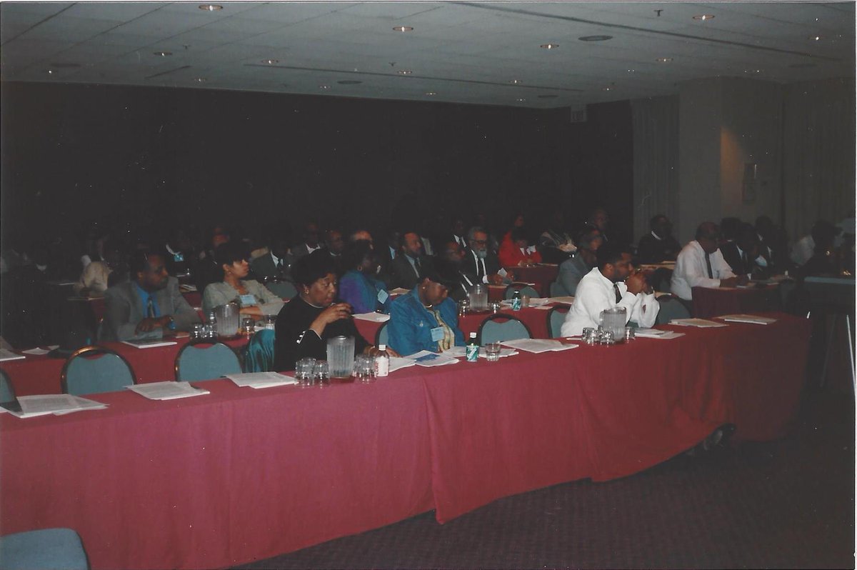 REALTIST_NAREB's tweet photo. In 1956 NAREB introduced its 1st affiliate organization, the National Society of Real Estate Appraisers (NSREA). NSREA is still teaching &amp; certifying appraisers to this day. The current President Robbie Wilson continues to focus on increasing Black Appraisers into the industry. https://t.co/jZTG5LStmG