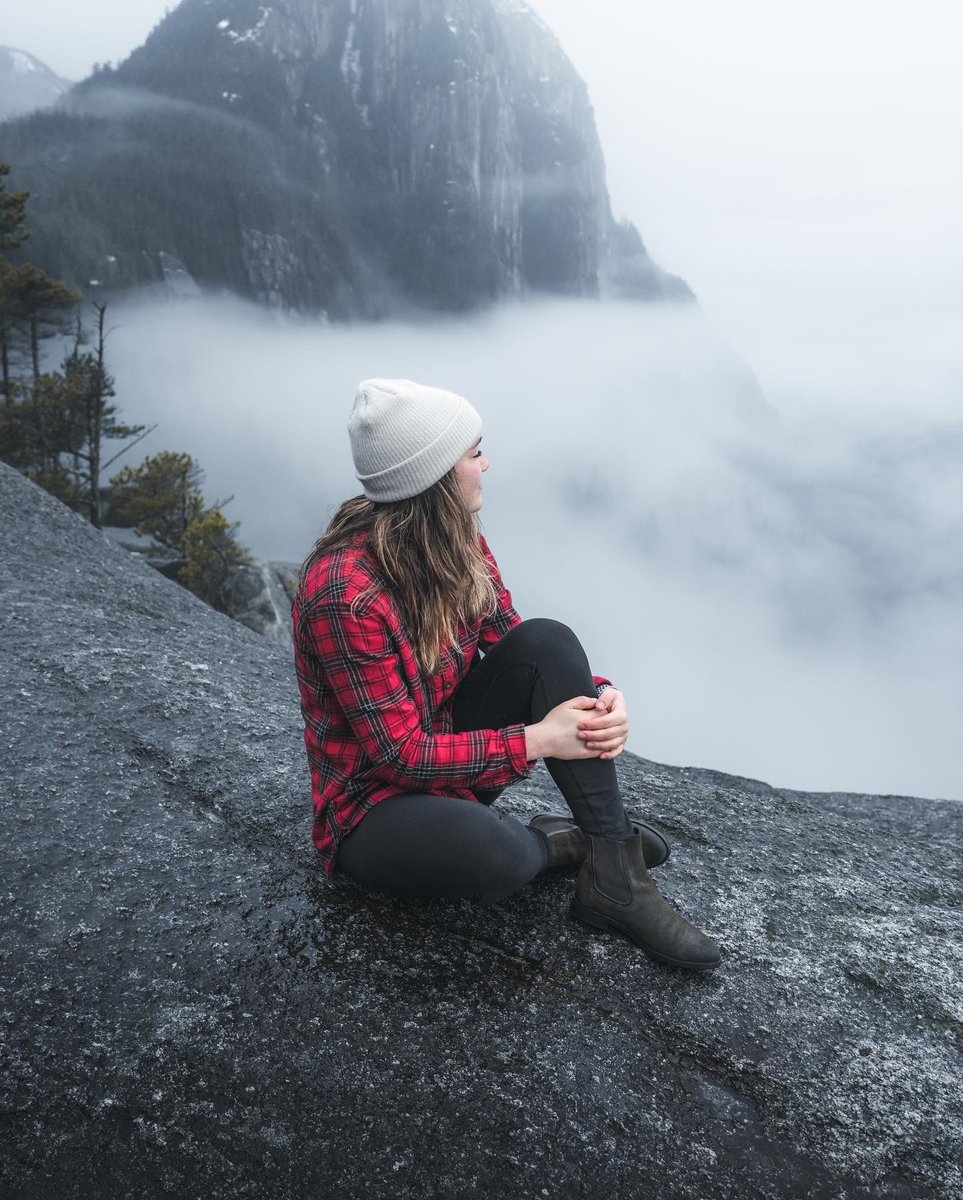 ThursdayBootCo's tweet photo. Taking It All In @carahumeniuk π.
πΈ @bradflowerss
#ThursdayBoots
#TakingInTheView
#MountainLife https://t.co/gPCKVng4Jf