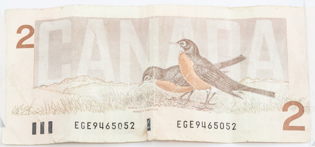 888auctions's tweet photo. 1986 2 Dollar Canadian Bill
(Auction Date: Thursday, February 10th, 2022 at 2:00 PM)

View item at: https://t.co/czdH8txgfE

#888auctions #currencycollection #currencycollector #numismatics #numismaticssociety #numismaticsforever #Canadiancurrency https://t.co/mrHtRiRtsb