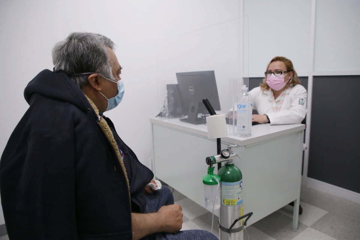 Tu_IMSS's tweet photo. El #IMSS brinda acompañamiento a pacientes con trastornos de ansiedad derivados de la pandemia de #COVID19. 

🔗 https://t.co/kOosTfOq8K https://t.co/Wgs2k8ag5f