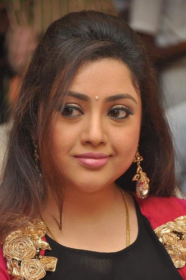 Actress Meena Beautiful hot heroine Mina, Tamil hot aunty Meena
