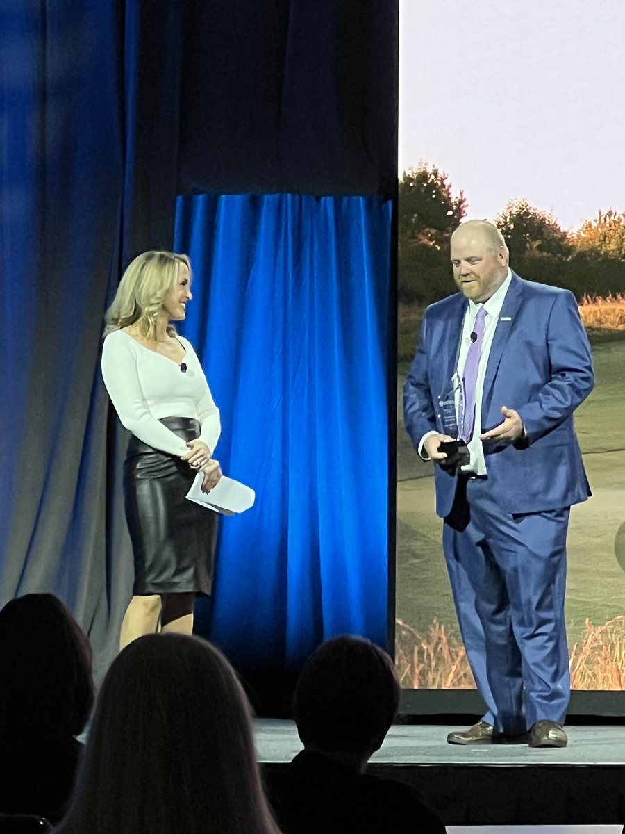 A huge round of applause for <a href="/FGCSA/">Florida GCSA</a> President, Andy Jorgensen, being awarded the <a href="/GCSAA/">GCSAA</a> President’s Award for Environmental Stewardship! Well done Mr. President! <a href="/LowBudgetSupt/">Andrew Jorgensen</a>