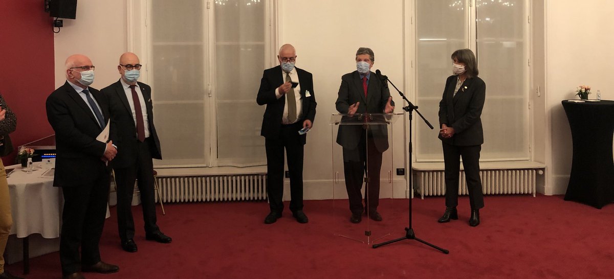 dep_cubertafon's tweet photo. Lancement de la soirée annuelle de la Truffe, l’amicale des Périgourdins de Paris, et de @PerigordDev à l’#AN : de beaux projets pour notre territoire et des acteurs dynamiques tous unis par une seule et même passion, celle du Périgord. https://t.co/WZwHwbRM9k