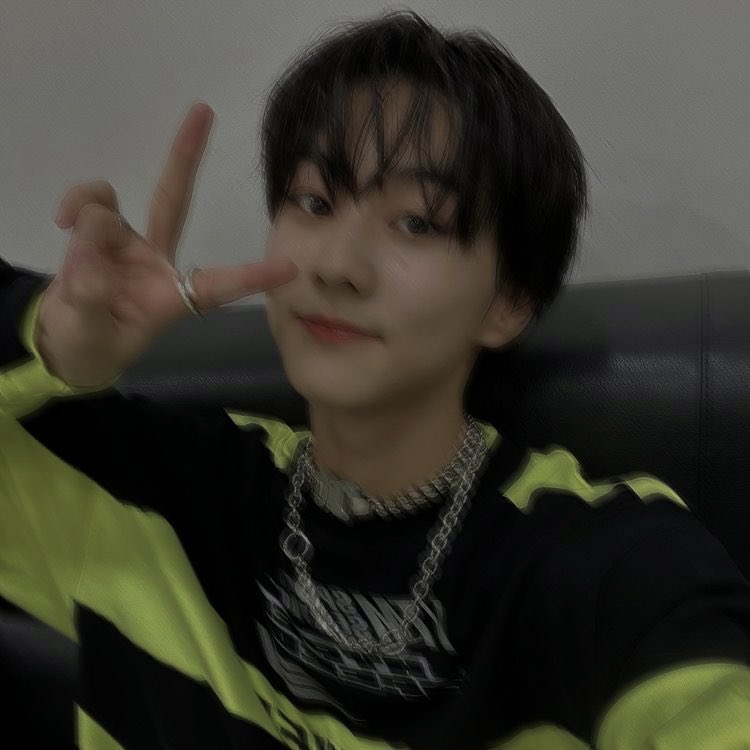 hyunicmaronnfai's tweet photo. johnny e jungwon giorno ❤️
#HAPPYJUNGWONDAY #JUNGWONInAMillion
#정원이가_꽃피운_열아홉번째_가든
@ENHYPEN_members
#오늘은_쟈니생일_모두_그쟌을들어
#HAPPYJOHNNYDAY @NCTsmtown
#OneAndOnlyJohnnyDay https://t.co/Yjiw6KcRqI