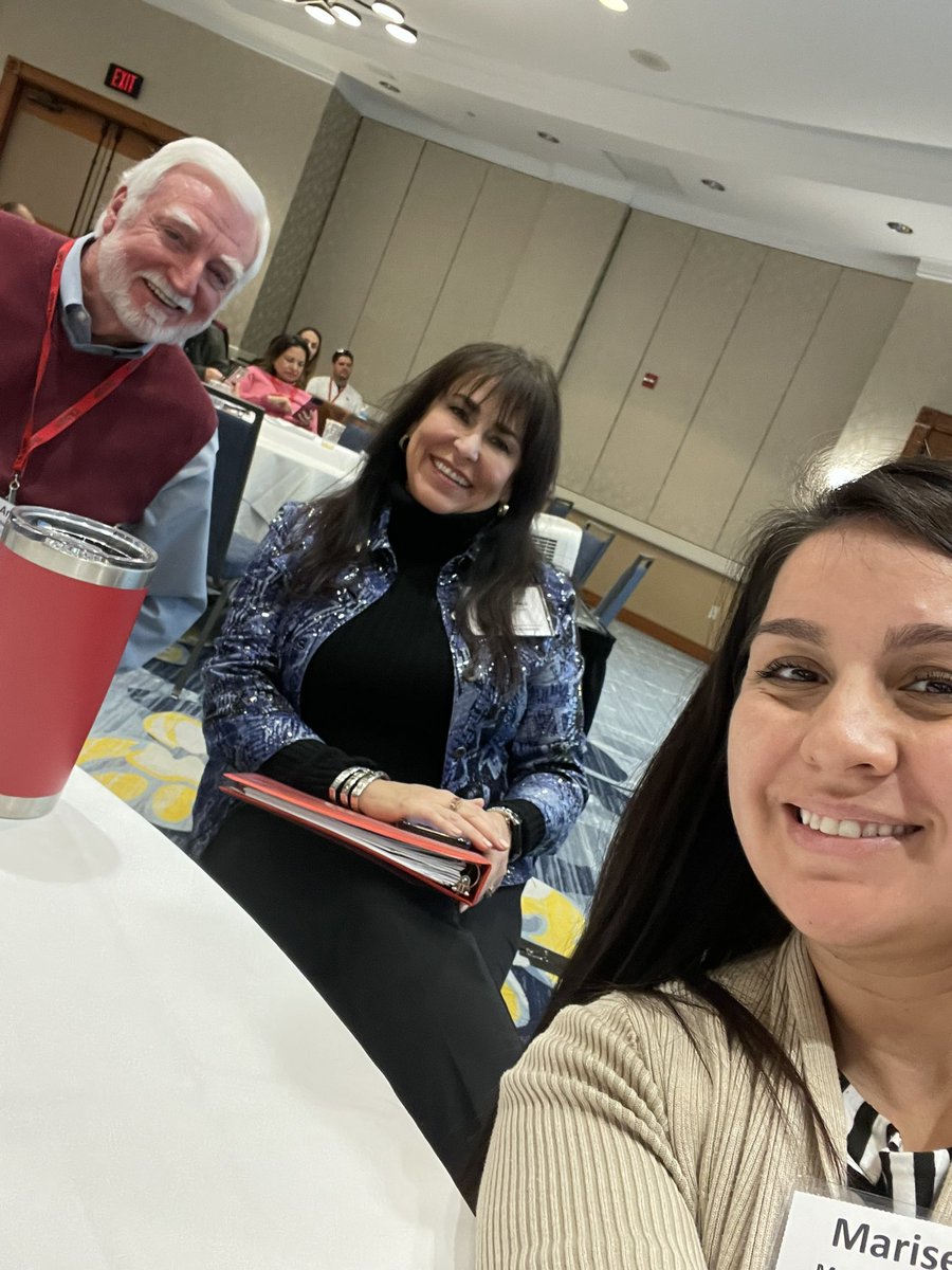 MsSaucedo11's tweet photo. When the #TASSP Executive Directors sit at your table 😀@ElmerAvellaneda @MaggyTovar1 #CorsicanaLeads https://t.co/enKZ9NpmVS