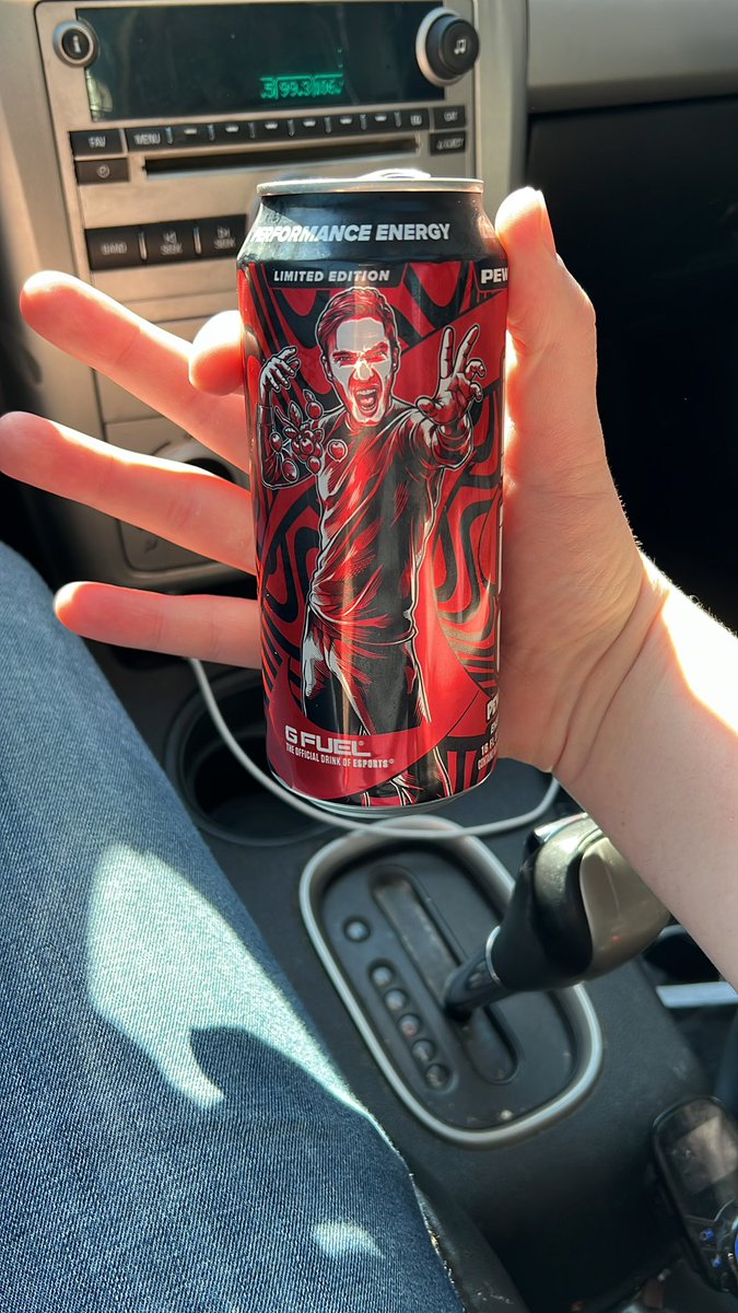 JordanRish1's tweet photo. Finally came to my city! Been waiting on this one. @GFuelEnergy  @pewdiepie https://t.co/Qxu5On7Nzx