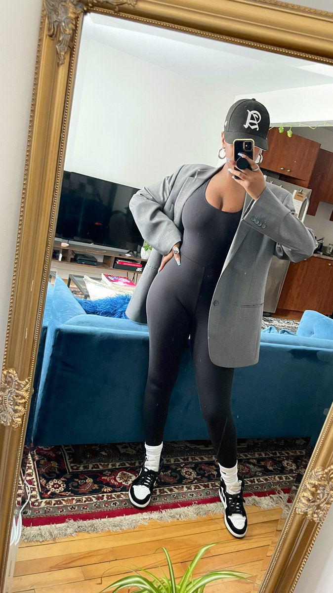 Moods&Feels. tweet media