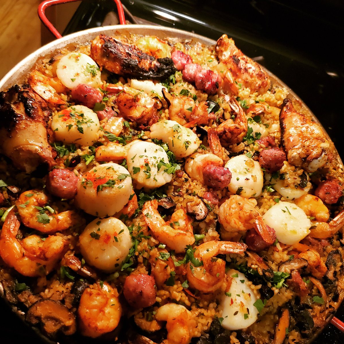 <a href="/currydiva/">Heather Jansz</a> awesome Seafood Paeilla!🌶😃