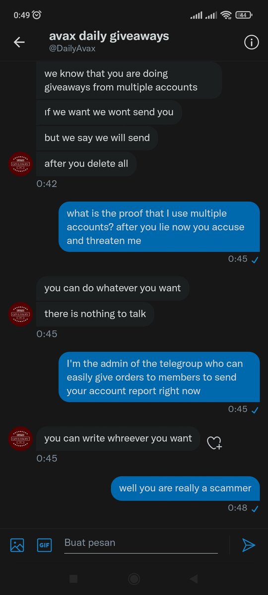 RocksDXebeq_'s tweet photo. look this is a scammer, obviously I won the giveaway and I was considered a liar and after that he threatened me! @DailyAvax @AvaxRangers https://t.co/RVzbsP0Pkf