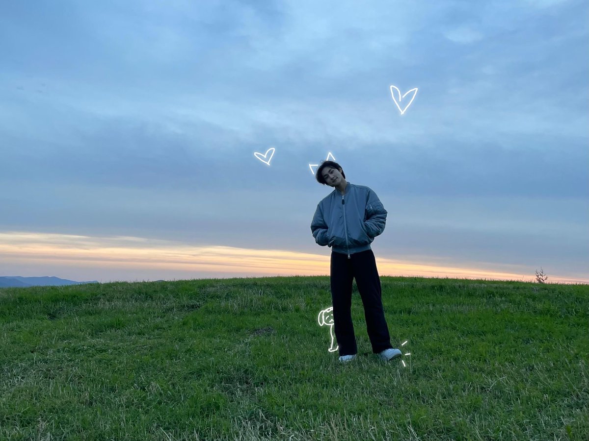 lvsjwoni's tweet photo. happy birthday jungwon 🎂!!!<3

#JUNGWONInAMillion #정원이가_꽃피운_열아홉번째_가든 #JUNGWON #ENHYPEN https://t.co/FgmJG8AEgE