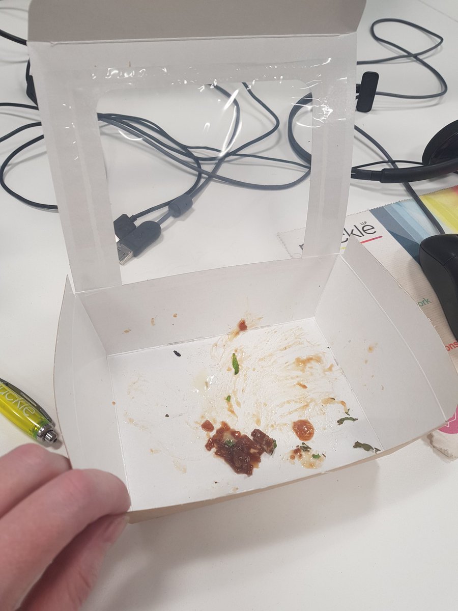 Andiegibson's tweet photo. Nowt to see here. Just the remains of a delicious goats cheese, onion relish and rocket toasted panini from the fab @CentralBeanNE Thank you @MuckleLLP. 😋
#mucklelife #freelunch #officeperks https://t.co/ZdOCjgs3Nn