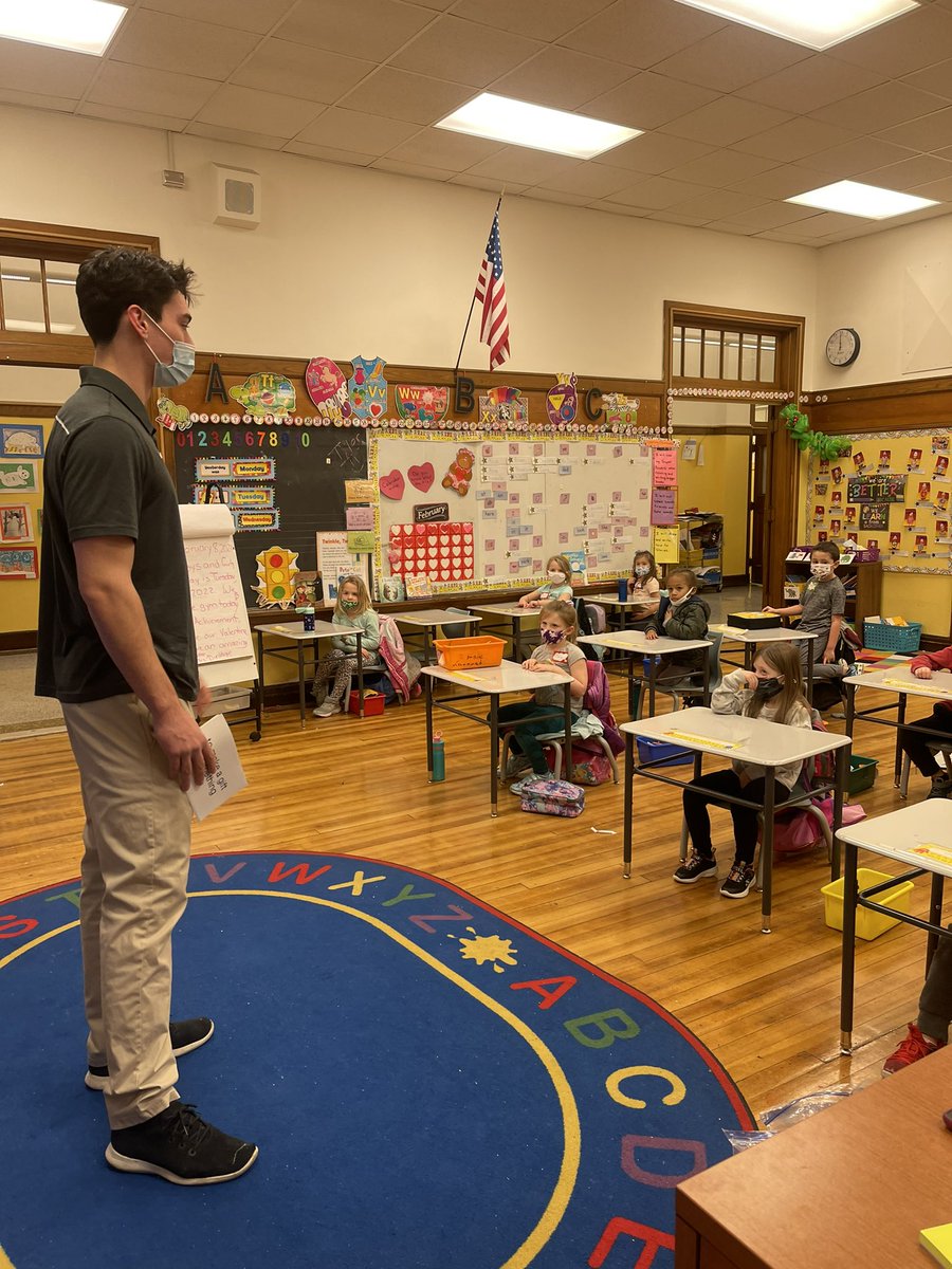 DurivageMrs's tweet photo. What a great day! We started Junior Achievement today! Thank you Mr. Thompson! We learned about needs and wants and saving money! We can’t wait for next week!@TCSD https://t.co/49iSufzcEr