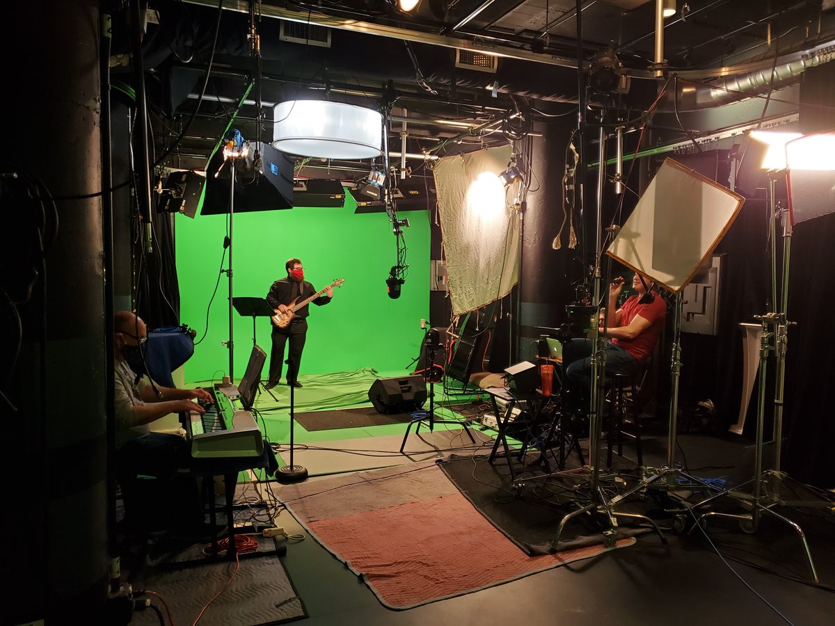 sfmediagp's tweet photo. As virtual and hybrid events continue to be part of our reality, adding video elements to your event will add creative value, providing many opportunities to diversify your content, making it much more attractive to your audience. 
#eventvideography #videoproduction #greenscreen https://t.co/9uu8cVy0I0