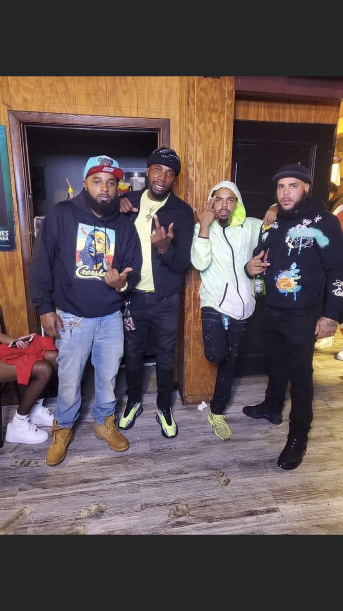 Mosesmalone60's tweet photo. It’s never goodbye, it’s until we meet again love u 4Life cuzo 🌊money https://t.co/lMzPv3ikTU