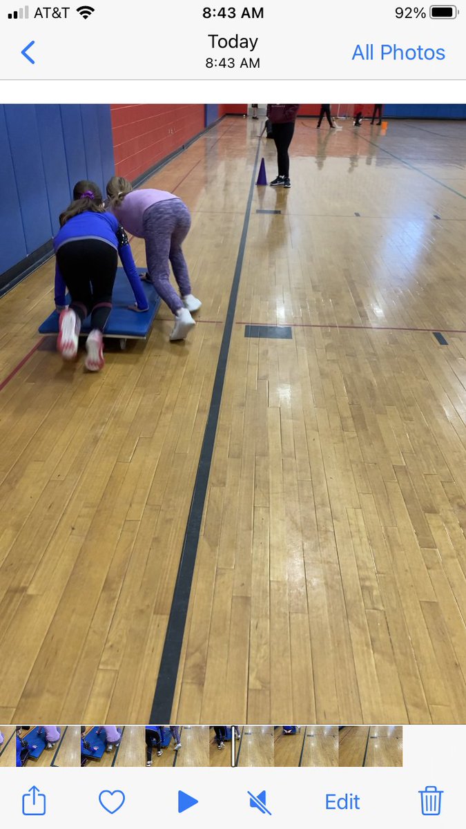 msAngelo_'s tweet photo. Representing USA 🇺🇸 in our bobsled comp today! @USABS @MHSRedRaiders https://t.co/3sHw4HVtKj
