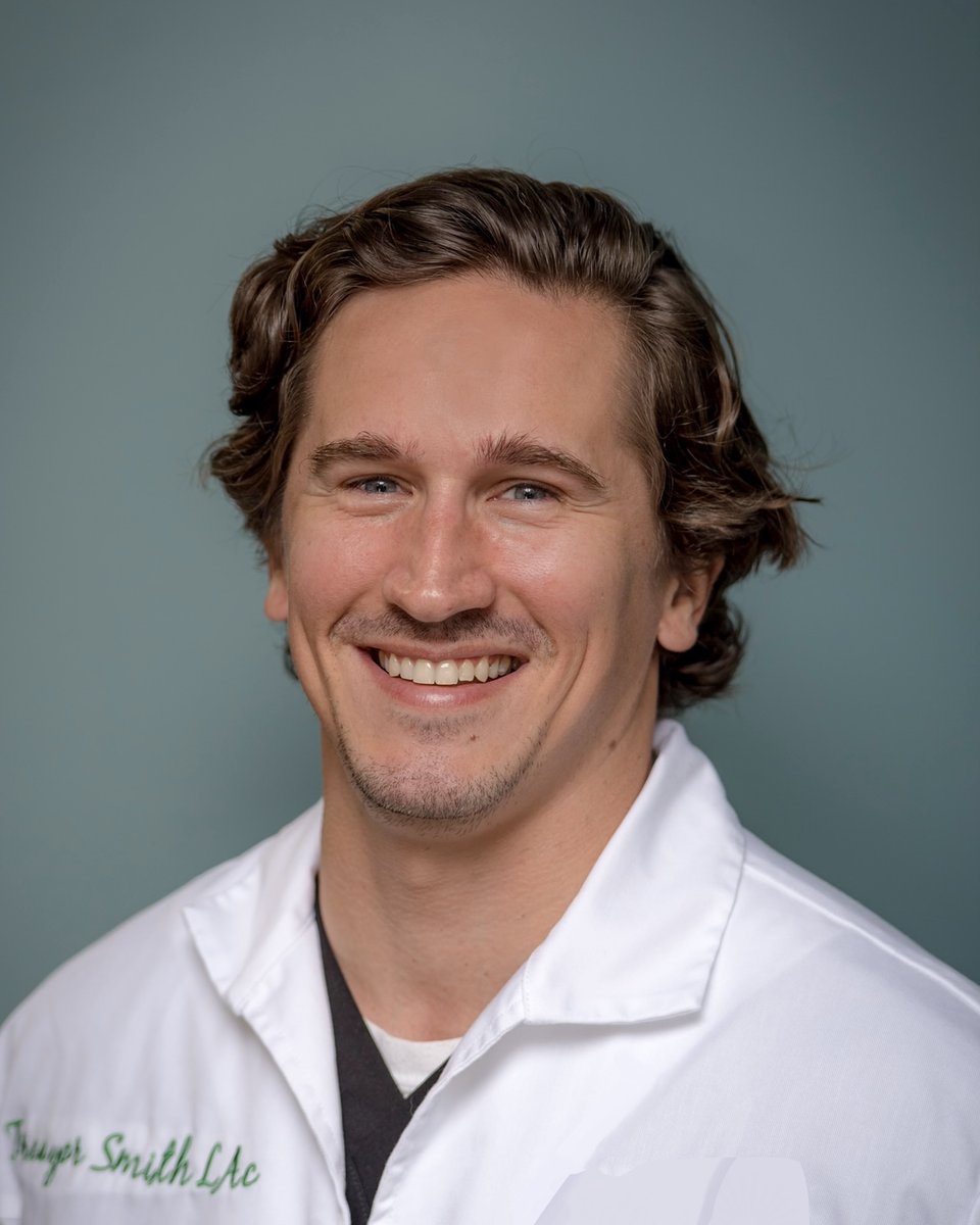 ChasAcupuncture's tweet photo. Charleston Acupuncture welcomes Treayor Smith, https://t.co/kU3SWYiFev, DIPL. OM, C.SMA

Treayor specializes in pain, sports Injuries, orthopedics
and a variety of other issues. 

Call 843-806-9402 to schedule an appointment today!
#charlestonacupuncture.com #injuriesacupuncture https://t.co/WDVfS9PgWT