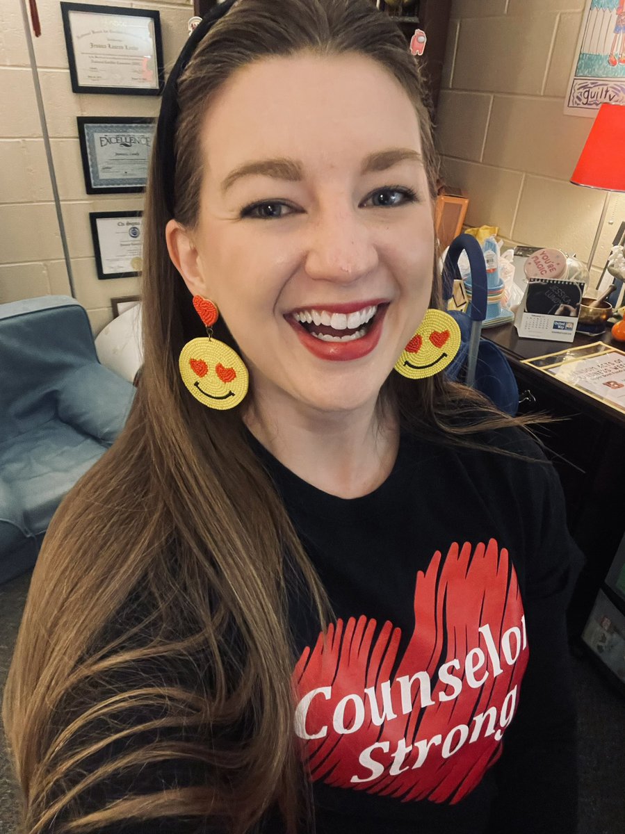 BWES_Counselor's tweet photo. Happy #NSCW22!! Shout out to the amazing Admin &amp; Staff @BrandywineES! You are RE-MARKER-ABLE &amp; we hope you love your SWEET &amp; SALTY treats!#BetterTogether @FCSchoolsGA @ASCAtweets @WeAreGSCA @DrJeffBearden https://t.co/pEy1FveEBW