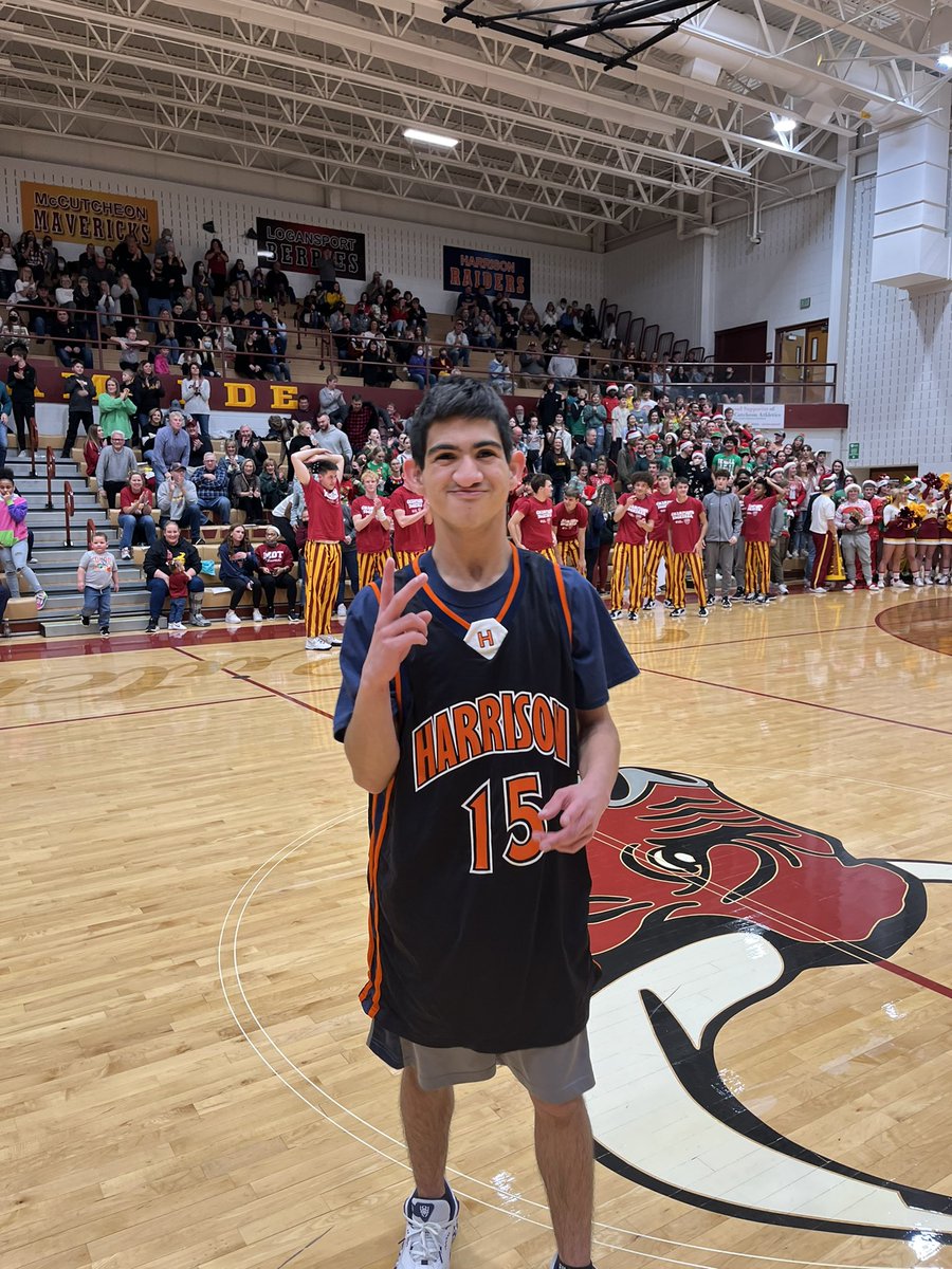 HarrisonUnified's tweet photo. Are you ready to watch Andy swish some threes next Friday?? 

Can’t wait to see you all at halftime of the Varsity game again Marion on February 18th. Andy has been practicing😉 https://t.co/PKt6gapz5d