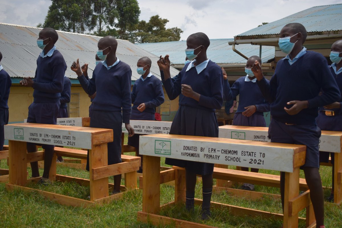 EPK_Limited's tweet photo. Eastern Produce Kenya (Chemomi Estate) handed over 20 desks to Kapchemosin Primary School as part of our commitment to help promote quality education.
#SDG4 #EPK #EasternProduceKenya #EasternProduceCSR #GlobalGoals https://t.co/TUYO3WzGdf