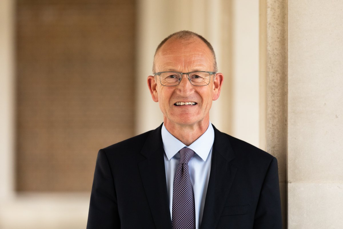 We are proud to be sponsoring <a href="/biz4biz/">biz4Biz</a>  Sustainability Conference <a href="/Rothamsted/">Rothamsted Research</a> on 3 March. Richard Roberts, Leader <a href="/hertscc/">Hertfordshire County Council</a> and Chair <a href="/hertsgoodgrowth/">Hertfordshire Growth Board</a> will set out Hertfordshire's commitment to sustainability:
youtu.be/iHkHkHfuH24
Find out more👉hertfordshiregrowthboard.com/2022/02/02/her…