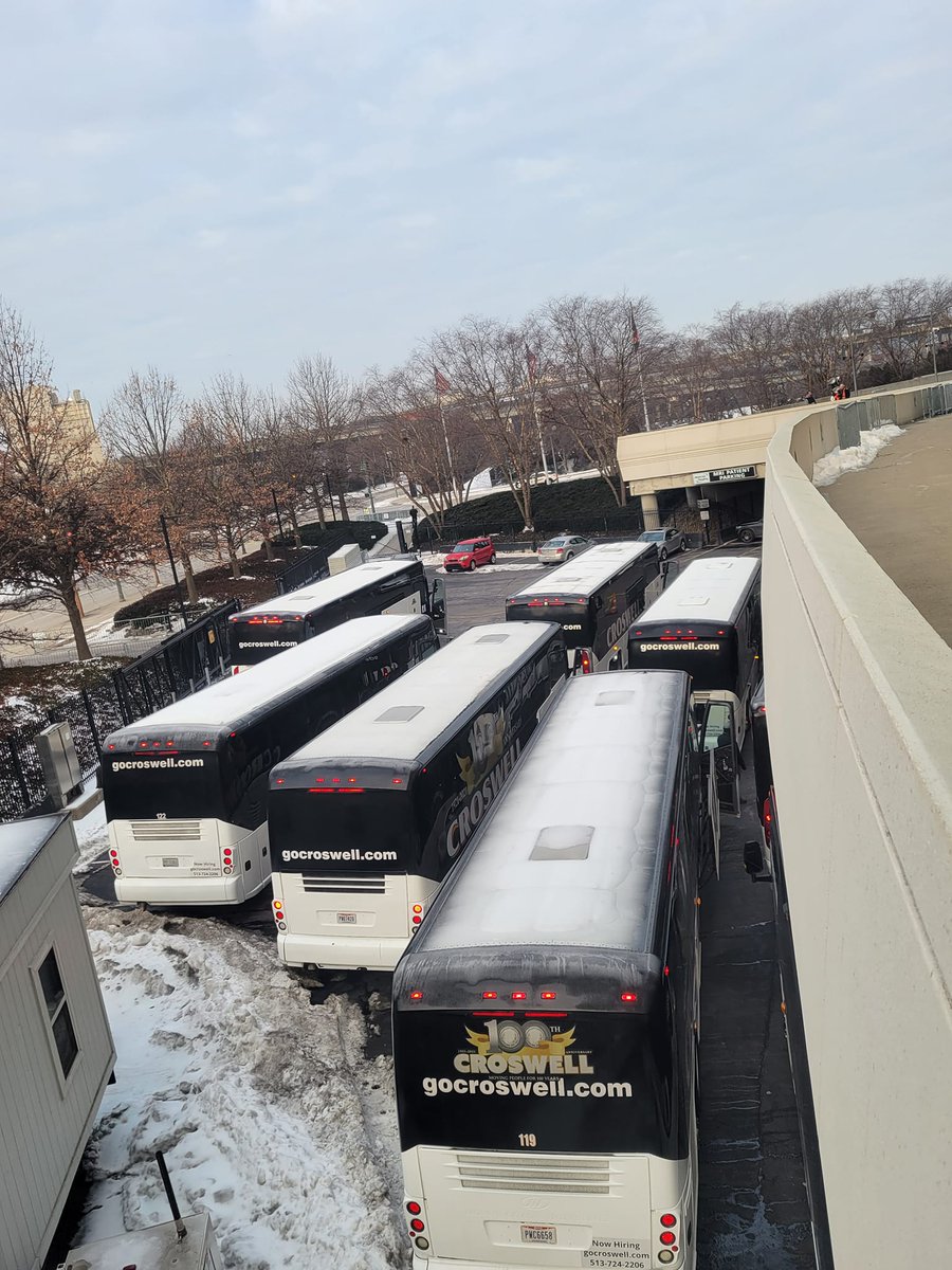gocroswell's tweet photo. We are on-site at Paul Brown Stadium ready to transport our CINCINNATI BENGALS to the Airport! #SuperBowlBound

#GoCroswell
#GoBengals 
#WHODEY https://t.co/u3ani5E8X8
