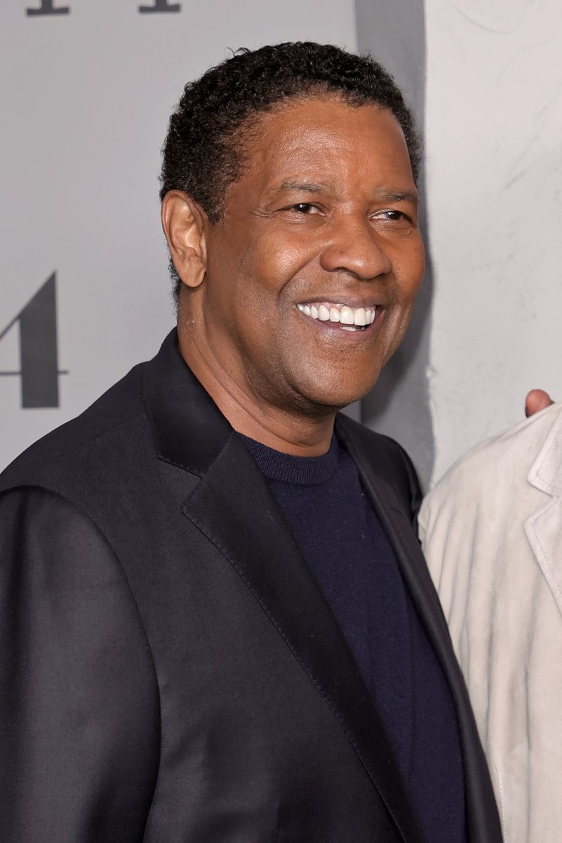 etnow's tweet photo. Denzel Washington earned his 10th Oscar nod for ‘The Tragedy of Macbeth,’ extending his pre-existing record as the most nominated Black actor ever. He is the first Black actor nominated for a Shakespearean role and the first actor nominated for a Shakespearean role in 32 years. https://t.co/LVnuHGYgA2