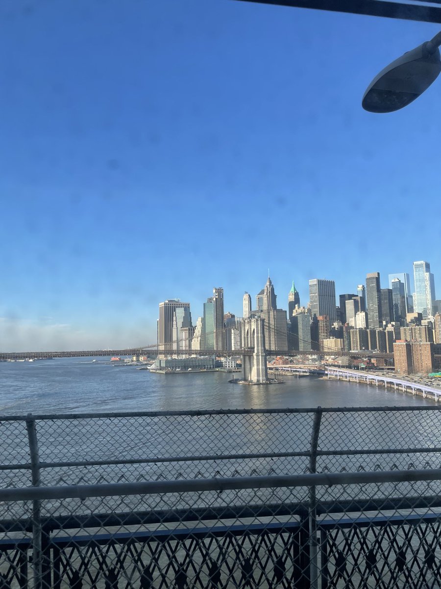 My commute day 2 Manhattan to ⁦<a href="/brooklynmuseum/">Brooklyn Museum</a>⁩ on a perfect NYC Winter’s day. Still thrilled :)