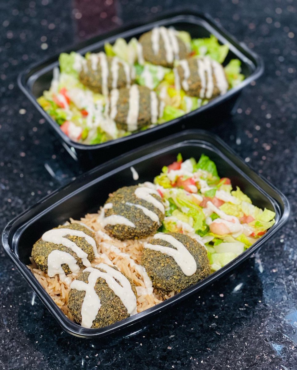 halalwristeats's tweet photo. Come try our fresh &amp; delicious falafel bowl and salad bowl !! 🧆 3019 Georgia Ave NW Washington, DC 20001 https://t.co/5Y42hA6JxY