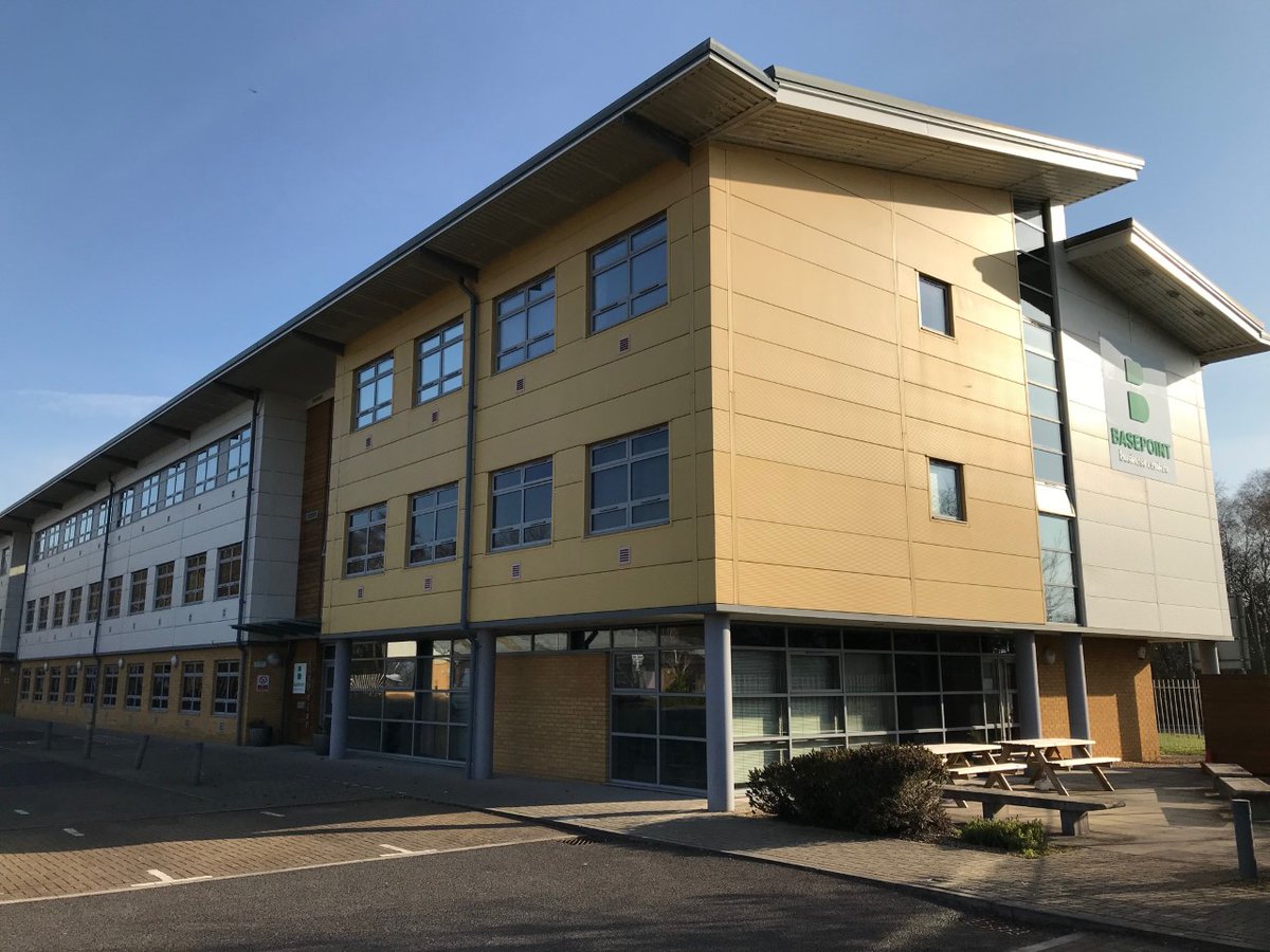Basepoint_Bmth's tweet photo. Large open plan #office available now on #Bournemouth Airport Aviation Park. 24hr access, 100Mb/s BB, CCTV/Security
Ring  01202 331700 to arrange a viewing. https://t.co/59Xy6mcJ6w