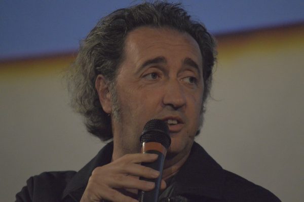 LuccaFilmFest's tweet photo. Congratulazioni Paolo Sorrentino!!! 🤩
È stata la mano di Dio è in nomination agli #Oscar2022
nella categoria International Feature Film @TheAcademy!
Il regista fu ospite del #LFFEC nell'ormai lontano 2016, con una apprezzatissima #masterclass ➡️ https://t.co/tEX8D9oa9Q https://t.co/uQzs1RCoeY
