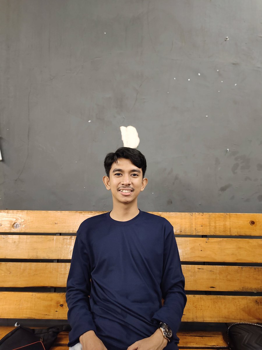 rahmatsyaid_12's tweet image. Sendiri aja dulu😃Nanti sama kamu🤭

#viralTiktok #ViralVideo #Tweet #viralindo #TikTokviral #Viral #fyptiktok #TikTok