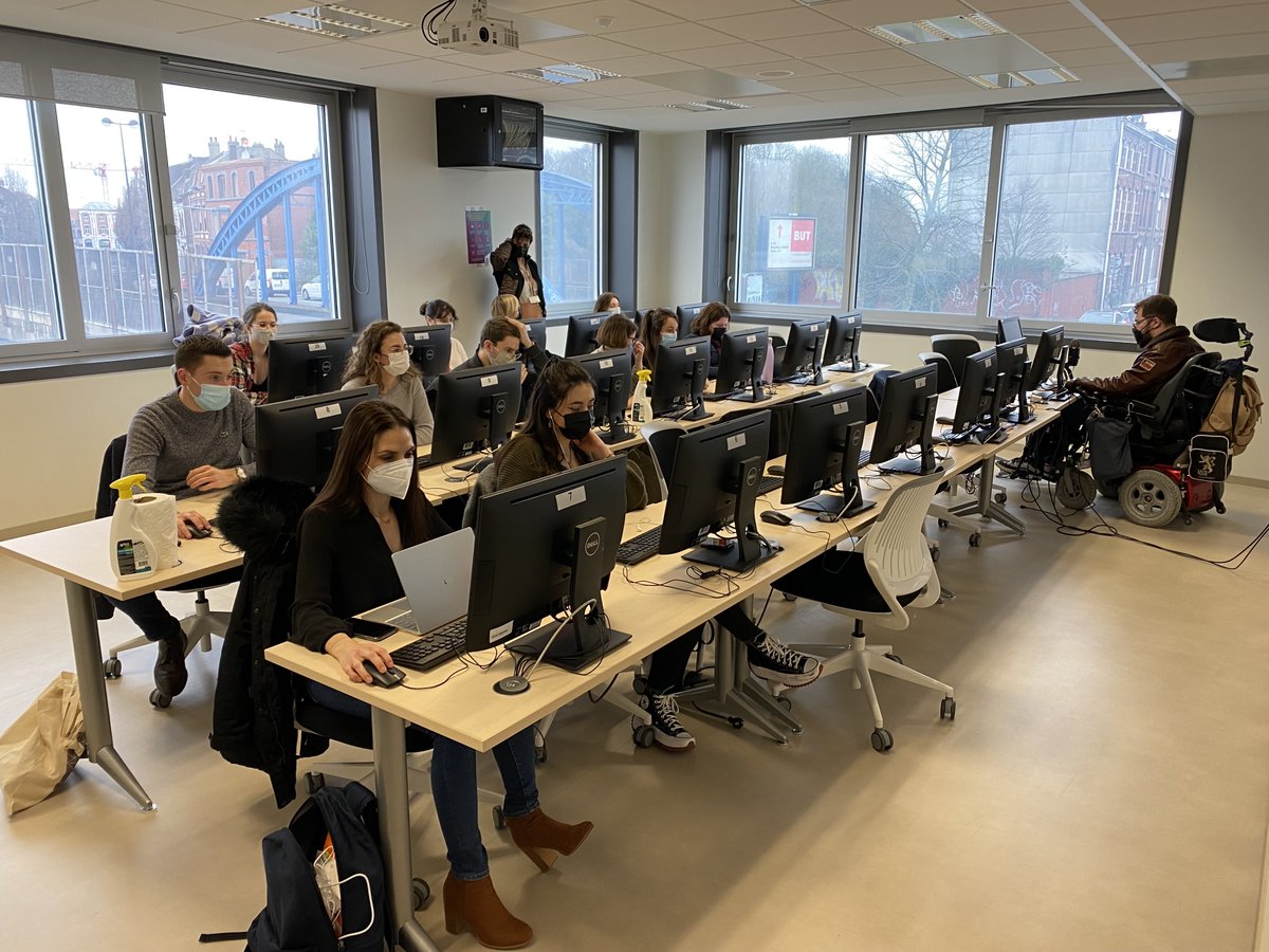 Master_TSM's tweet photo. #TSMSkillsLab – Jour 5 (suite)

Nous sommes à un peu plus de la moitié du Skills Lab ! ⏳
Du faking et trois traductions, 2 EN>FR et 1 IT>FR, se sont ajoutés au planning. https://t.co/ORzxnZisUb