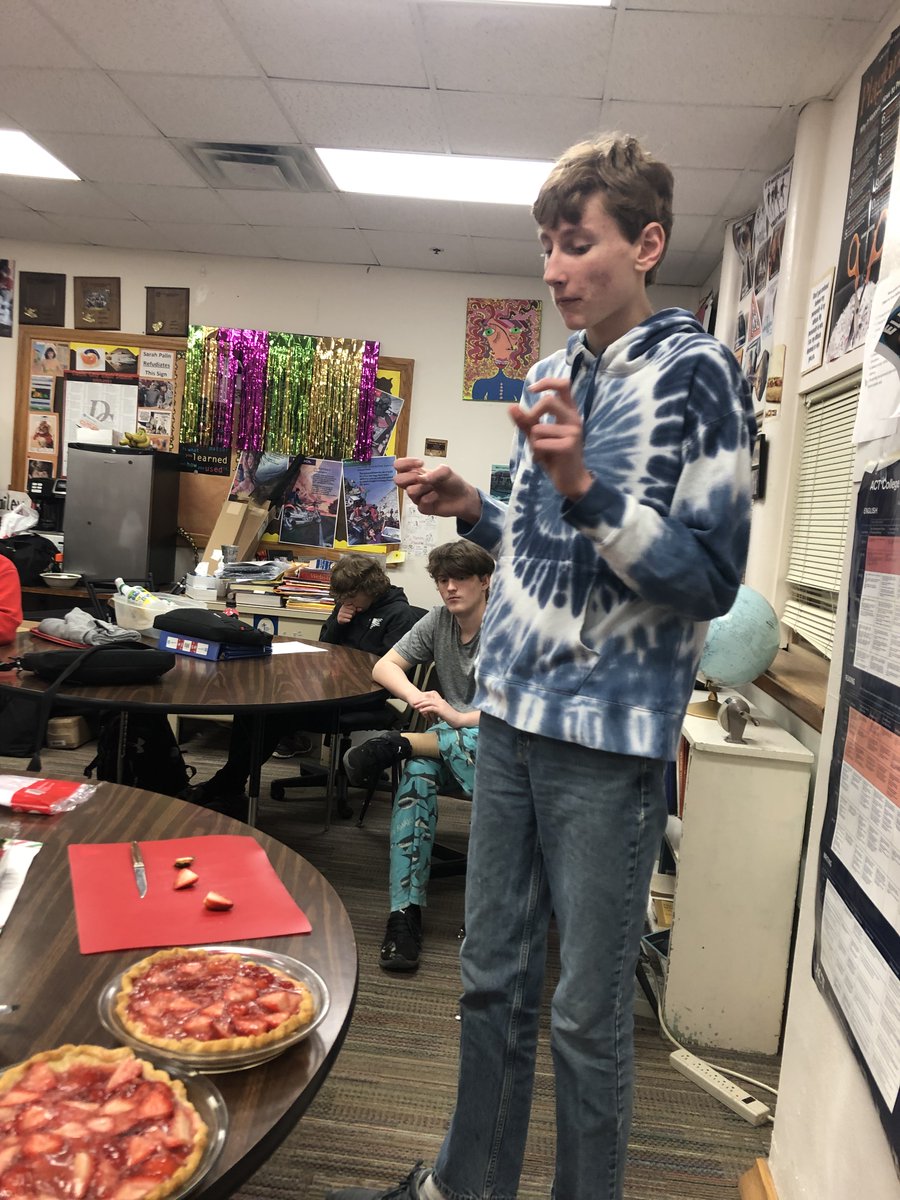 DC_Scouts's tweet photo. Joey makes strawberry pie! #dcscouts #demonstrationspeech https://t.co/7ZKqjxABsS