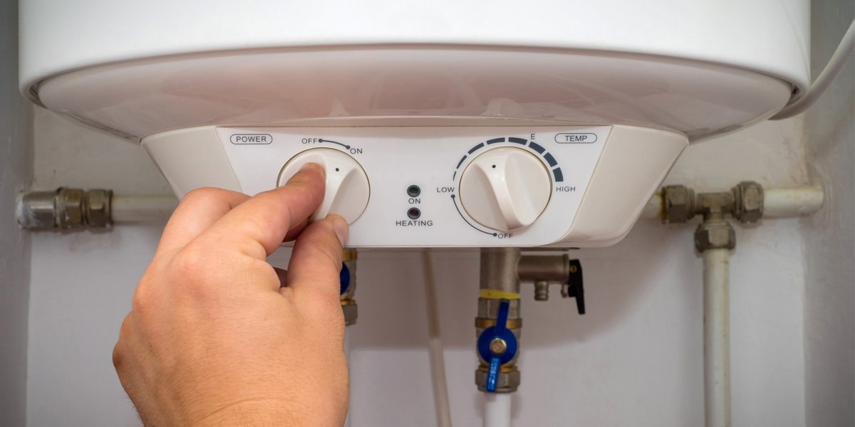 It's essential that a boiler can meet the heating and hot water demands of a #home. 

So what should you consider when choosing the appropriate size of boiler for your home? - bit.ly/3tRdNMm

#boiler #heating #home