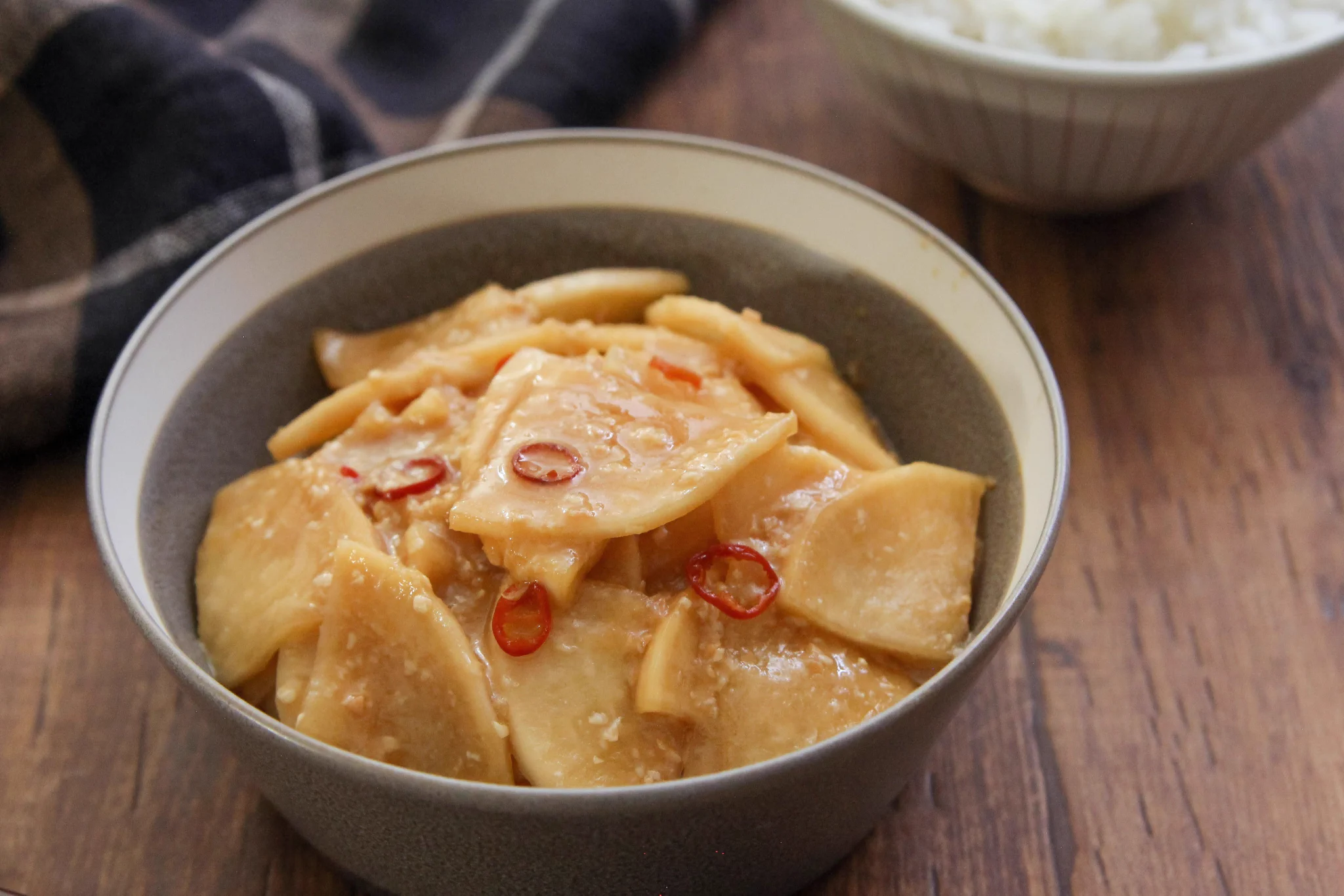 つまみ食いが止まらなくなっちゃう美味しさ？！「大根」を使ったご飯のお供レシピ！