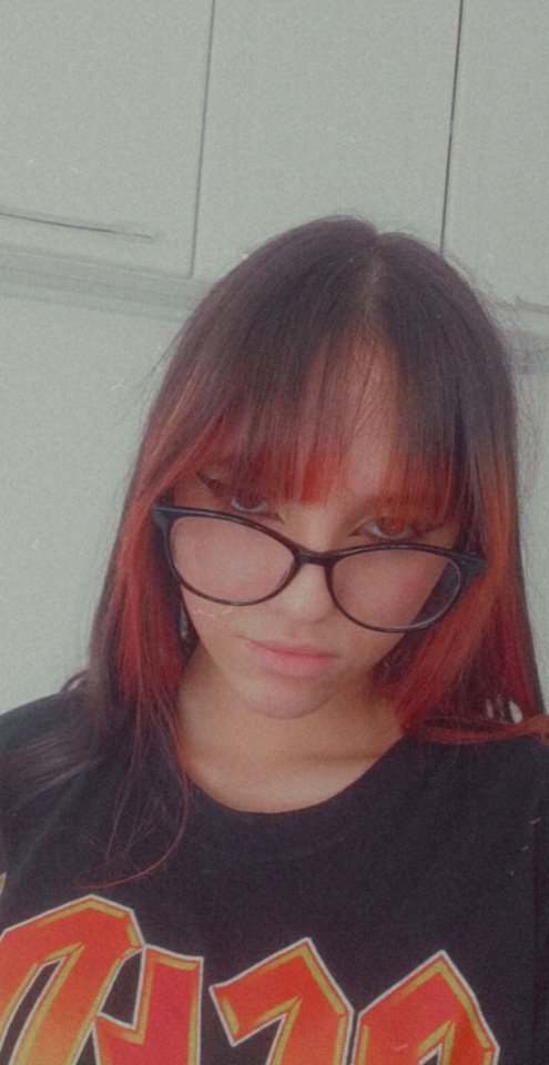 mercurryluv's tweet photo. veio mt ai a franja
(vou ficar meio off pelas próximas horas por conta da escola mas eh isso https://t.co/jnyaeANyxy